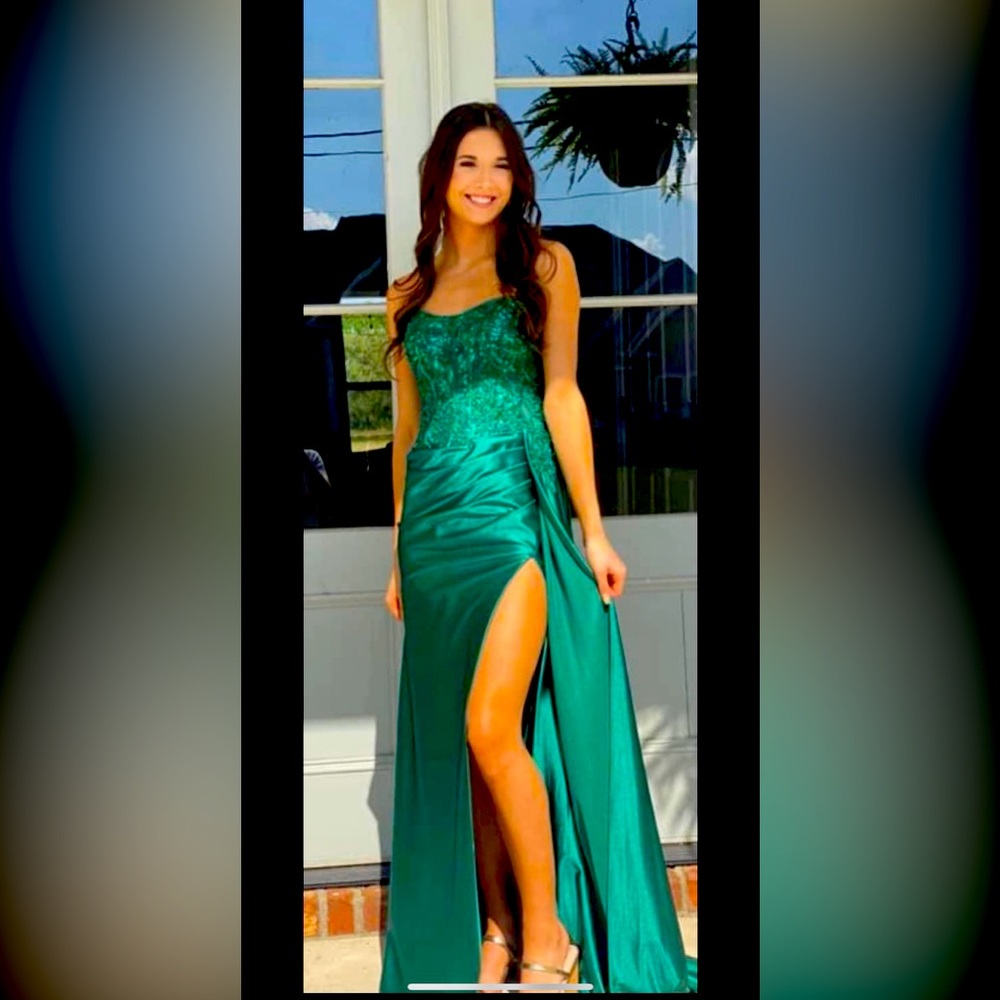 Emerald green cocktail dress